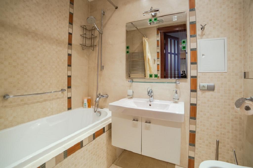 Flatcomfort Nezavisimosti 44 Apartment Минск Екстериор снимка