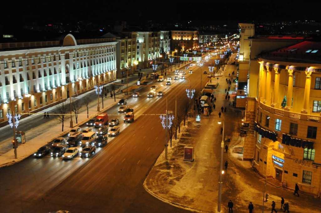 Flatcomfort Nezavisimosti 44 Apartment Минск Екстериор снимка